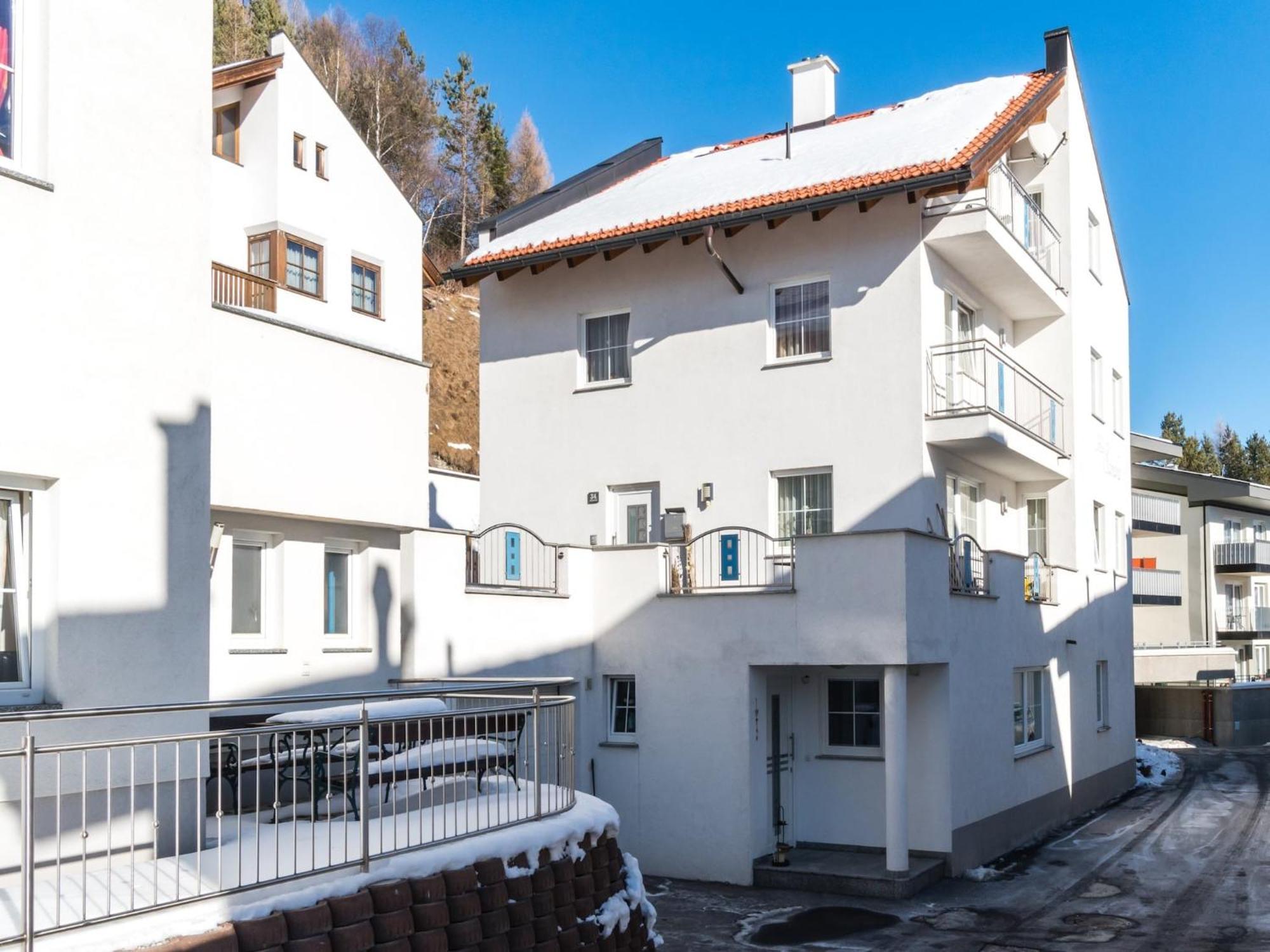 Modern Apartment In Fiss At Ski Bus Stop Eksteriør billede